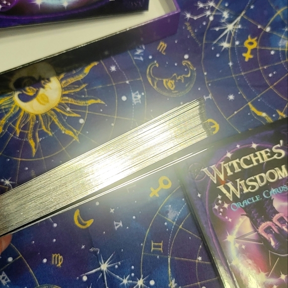 Witches Wisdom Oracle Deck and Guidebook - Picture 4 of 4